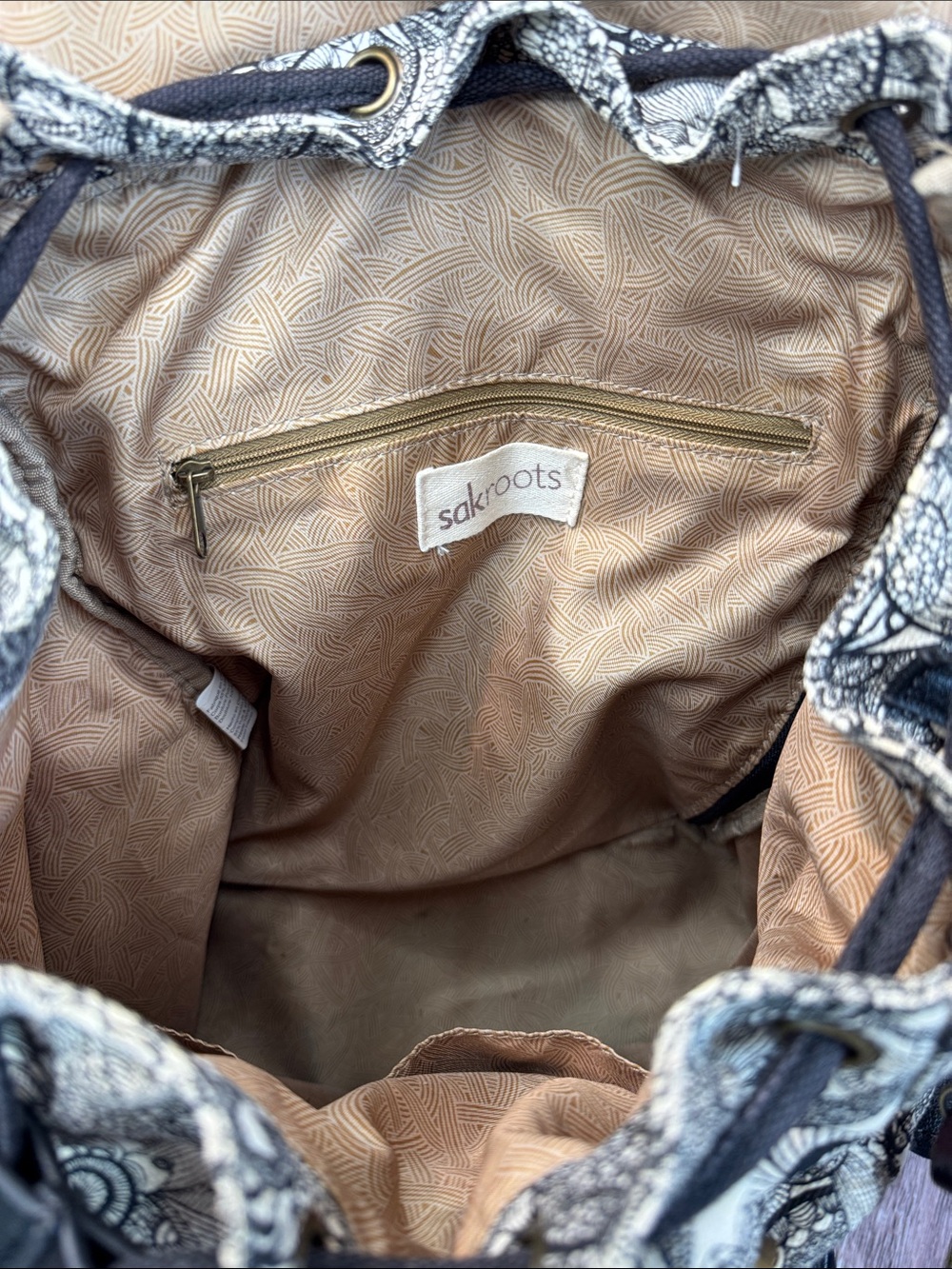 Sakroots Black and Cream Floral Canvas Backpack with Pink Accent Straps - Picture 11 of 14